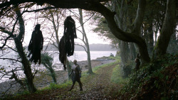 extant_GameOfThrones_2x10-ValarMorghulis_1211