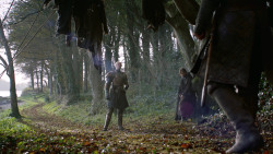extant_GameOfThrones_2x10-ValarMorghulis_1241