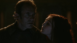 extant_GameOfThrones_2x10-ValarMorghulis_2046