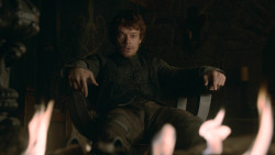 extant_GameOfThrones_2x10-ValarMorghulis_2230