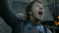 extant_GameOfThrones_2x10-ValarMorghulis_2860