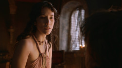 extant_GameOfThrones_2x10-ValarMorghulis_3256