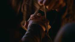 extant_GameOfThrones_2x10-ValarMorghulis_3458
