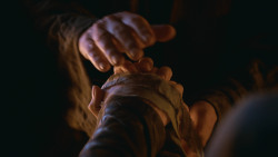 extant_GameOfThrones_2x10-ValarMorghulis_3462