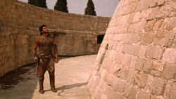 extant_GameOfThrones_2x10-ValarMorghulis_3655