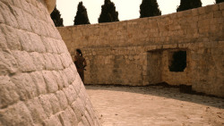extant_GameOfThrones_2x10-ValarMorghulis_3694