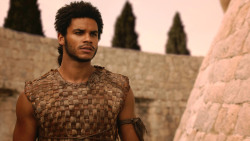 extant_GameOfThrones_2x10-ValarMorghulis_3697