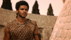 extant_GameOfThrones_2x10-ValarMorghulis_3698