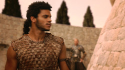 extant_GameOfThrones_2x10-ValarMorghulis_3700