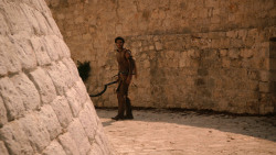 extant_GameOfThrones_2x10-ValarMorghulis_3702