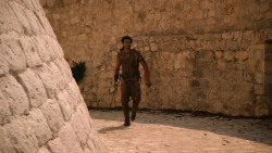 extant_GameOfThrones_2x10-ValarMorghulis_3705