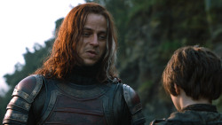 extant_GameOfThrones_2x10-ValarMorghulis_4015