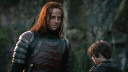 extant_GameOfThrones_2x10-ValarMorghulis_4041