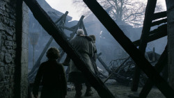 extant_GameOfThrones_2x10-ValarMorghulis_4161