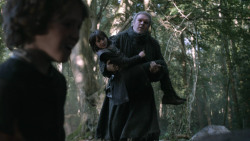 extant_GameOfThrones_2x10-ValarMorghulis_4274