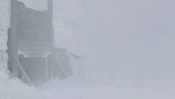 extant_GameOfThrones_2x10-ValarMorghulis_4837