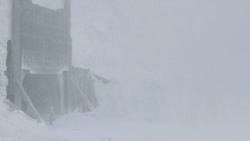 extant_GameOfThrones_2x10-ValarMorghulis_4841
