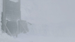 extant_GameOfThrones_2x10-ValarMorghulis_4843