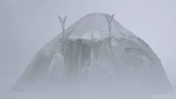 extant_GameOfThrones_2x10-ValarMorghulis_4892