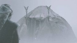 extant_GameOfThrones_2x10-ValarMorghulis_4895