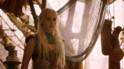 extant_GameOfThrones_2x10-ValarMorghulis_4929