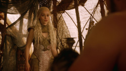 extant_GameOfThrones_2x10-ValarMorghulis_4949