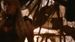 extant_GameOfThrones_2x10-ValarMorghulis_5189