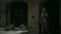 extant_GameOfThrones_2x10-ValarMorghulis_5200