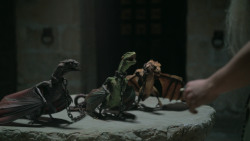 extant_GameOfThrones_2x10-ValarMorghulis_5209
