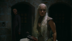 extant_GameOfThrones_2x10-ValarMorghulis_5240