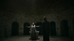 extant_GameOfThrones_2x10-ValarMorghulis_5305
