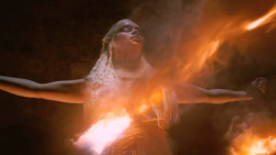 extant_GameOfThrones_2x10-ValarMorghulis_5390