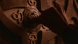 extant_GameOfThrones_2x10-ValarMorghulis_5919