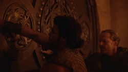 extant_GameOfThrones_2x10-ValarMorghulis_5931