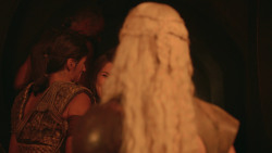 extant_GameOfThrones_2x10-ValarMorghulis_6005