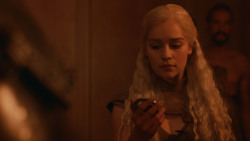 extant_GameOfThrones_2x10-ValarMorghulis_6048