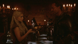 extant_GameOfThrones_2x10-ValarMorghulis_6087
