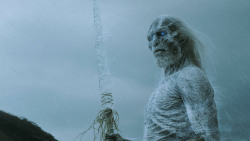 extant_GameOfThrones_2x10-ValarMorghulis_6465