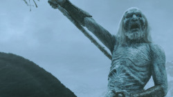 extant_GameOfThrones_2x10-ValarMorghulis_6502