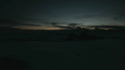 extant_GameOfThrones_3x01-ValarDohaeris_0002