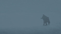 extant_GameOfThrones_3x01-ValarDohaeris_0040