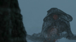 extant_GameOfThrones_3x01-ValarDohaeris_0116