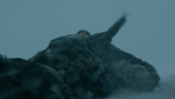 extant_GameOfThrones_3x01-ValarDohaeris_0191