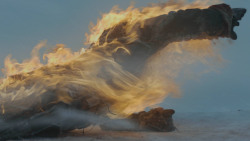 extant_GameOfThrones_3x01-ValarDohaeris_0209