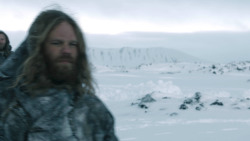 extant_GameOfThrones_3x01-ValarDohaeris_0349