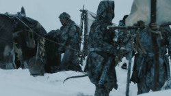 extant_GameOfThrones_3x01-ValarDohaeris_0393
