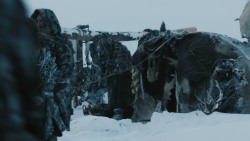 extant_GameOfThrones_3x01-ValarDohaeris_0404