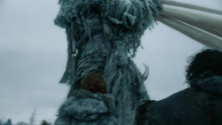 extant_GameOfThrones_3x01-ValarDohaeris_0428