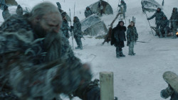 extant_GameOfThrones_3x01-ValarDohaeris_0463