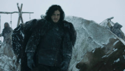 extant_GameOfThrones_3x01-ValarDohaeris_0568